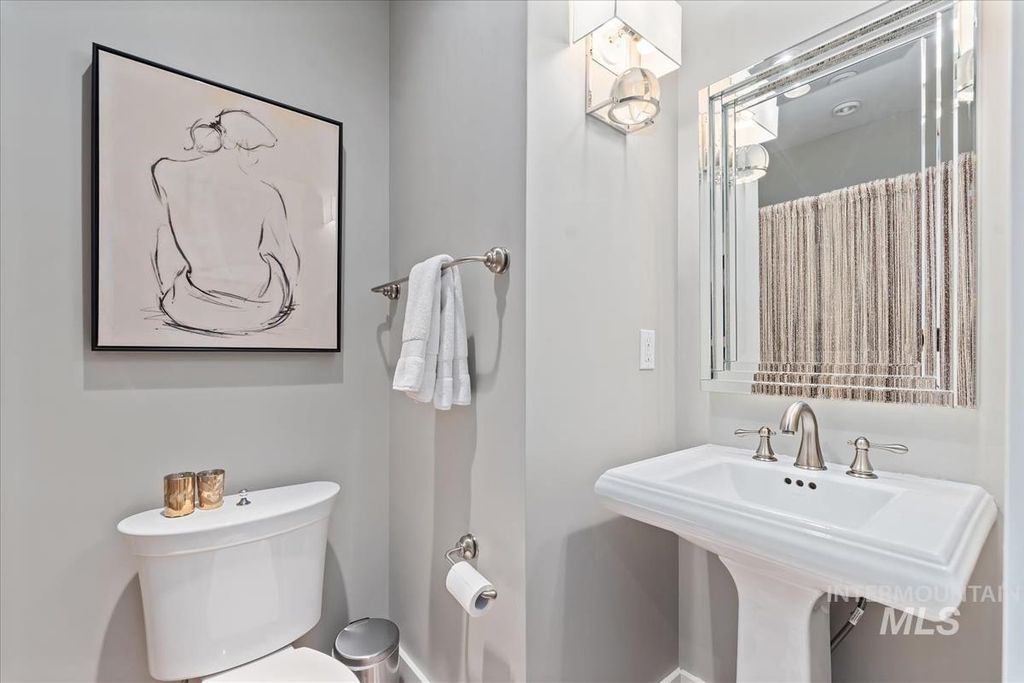 4814 W Roberts Rd, Boise, ID 83705 photo 20