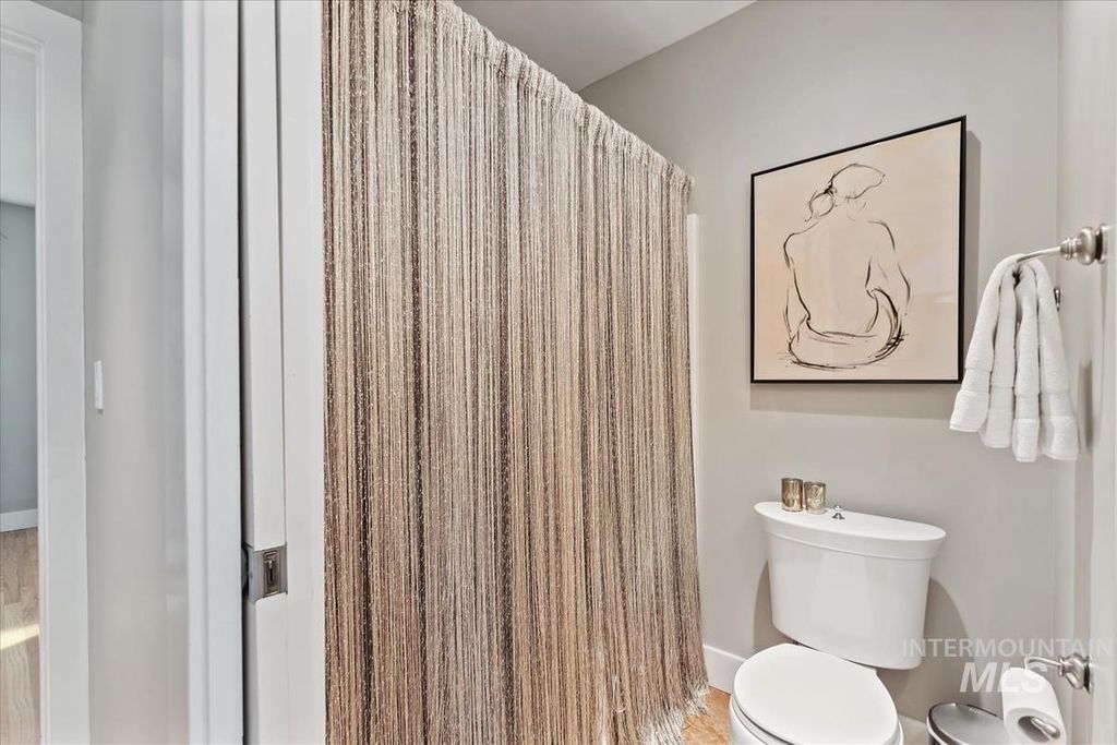 4814 W Roberts Rd, Boise, ID 83705 photo 21