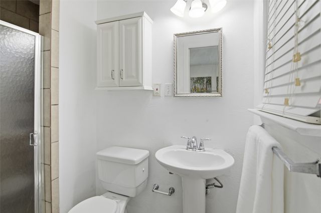 4216 Selkirk Drive W, Fort Worth, TX 76109