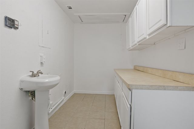 4216 Selkirk Drive W, Fort Worth, TX 76109