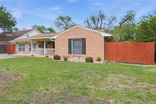 4216 Selkirk Drive W, Fort Worth, TX 76109