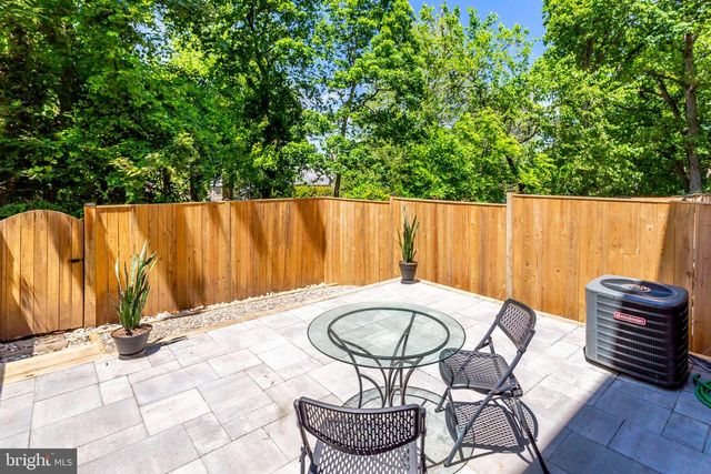 258 BURGESS AVE, Alexandria, VA 22305