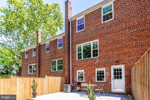 258 BURGESS AVE, Alexandria, VA 22305