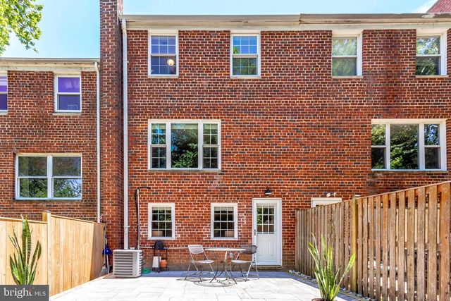 258 BURGESS AVE, Alexandria, VA 22305