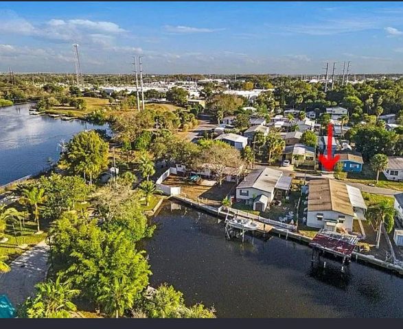 831 RIVER VIEW LANE, Tarpon Springs, FL 34689