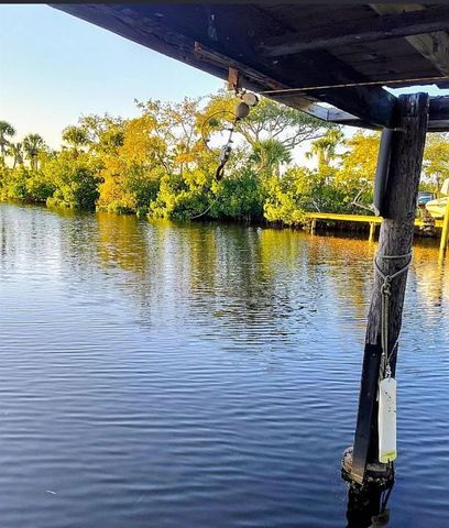 831 RIVER VIEW LANE, Tarpon Springs, FL 34689