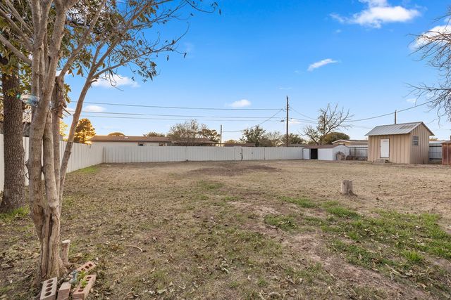 6321 Benefield, Odessa, TX 79762