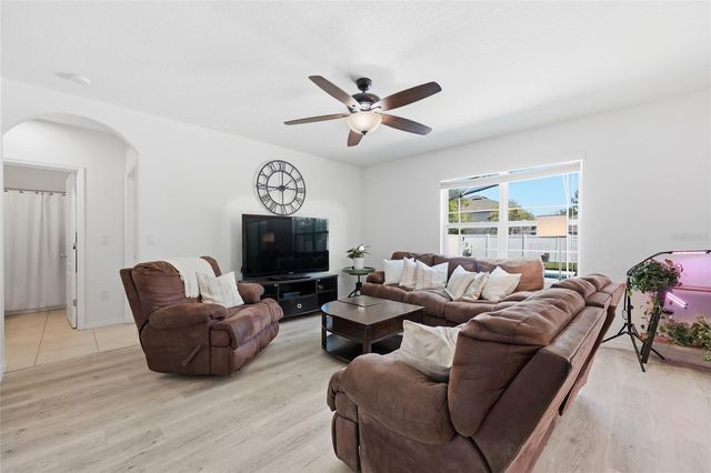 1489 TWIN VALLEY TERRACE, Kissimmee, FL 34744