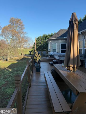 2458 Post Road, Cleveland, GA 30528