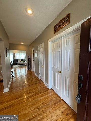 2458 Post Road, Cleveland, GA 30528