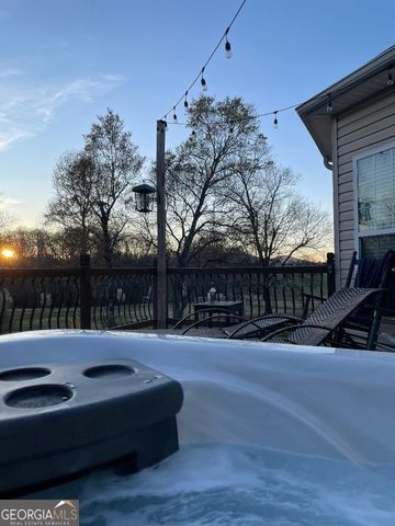 2458 Post Road, Cleveland, GA 30528