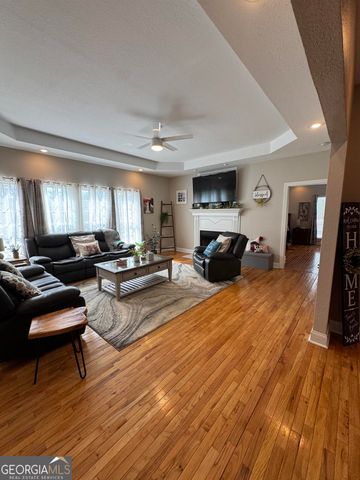 2458 Post Road, Cleveland, GA 30528