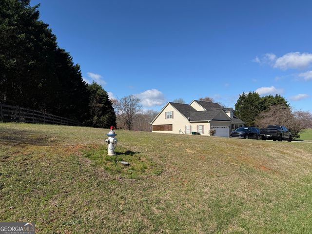 2458 Post Road, Cleveland, GA 30528