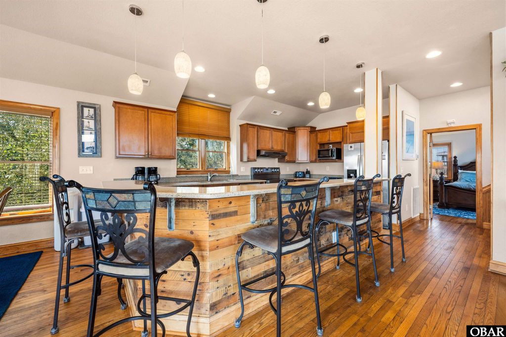 Image 7 of property listing at 2390 Sandfiddler Road Lot #5, Corolla, NC 27927