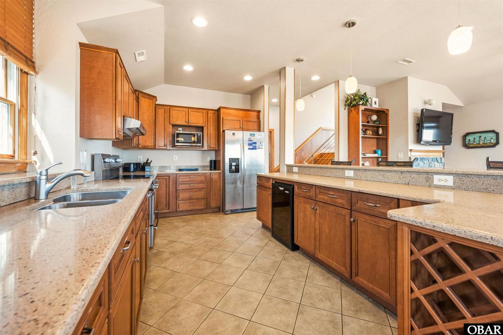 Image 8 of property listing at 2390 Sandfiddler Road Lot #5, Corolla, NC 27927