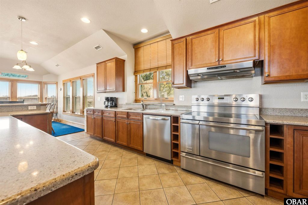 Image 9 of property listing at 2390 Sandfiddler Road Lot #5, Corolla, NC 27927