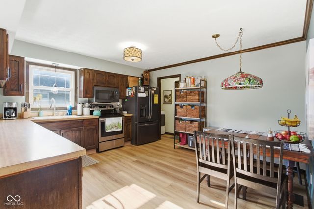 1127 Waterford Drive, Greenwood, IN 46142