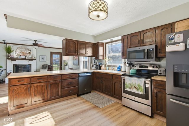 1127 Waterford Drive, Greenwood, IN 46142