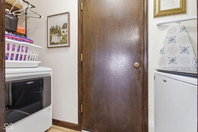 1127 Waterford Drive, Greenwood, IN 46142