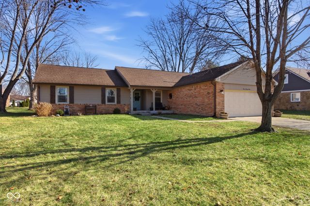 1127 Waterford Drive, Greenwood, IN 46142