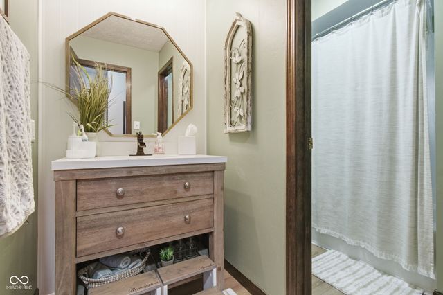 1127 Waterford Drive, Greenwood, IN 46142