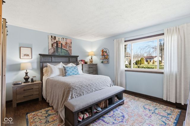 1127 Waterford Drive, Greenwood, IN 46142