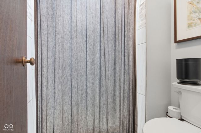 1127 Waterford Drive, Greenwood, IN 46142