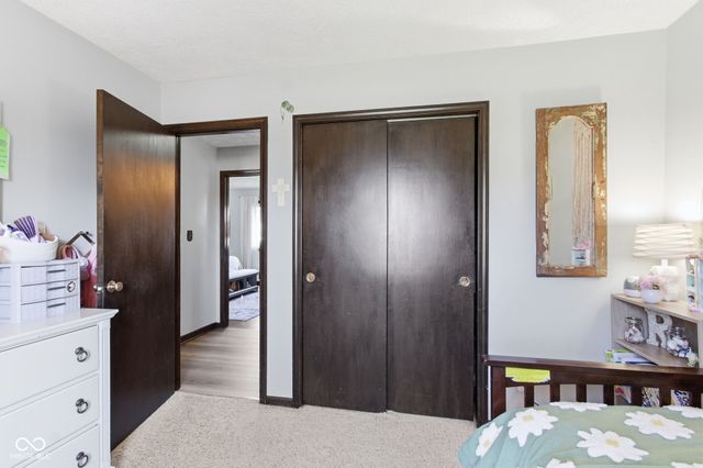 1127 Waterford Drive, Greenwood, IN 46142