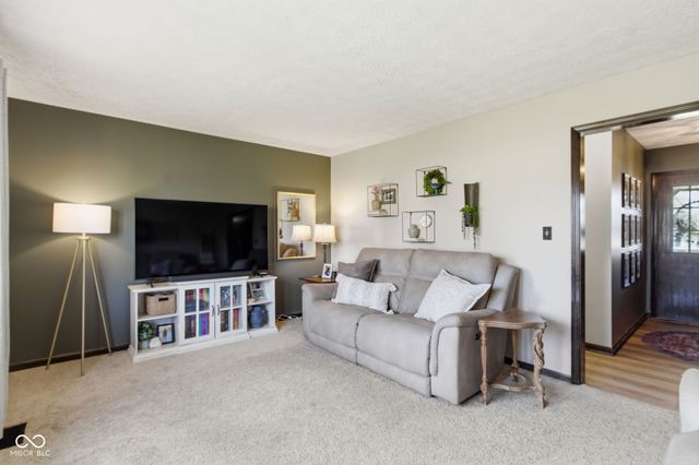 1127 Waterford Drive, Greenwood, IN 46142