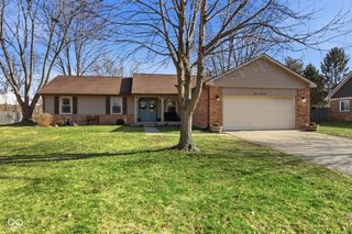 1127 Waterford Drive, Greenwood, IN 46142