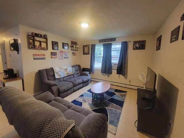 213 South Main Street, Franklin, NH 03235