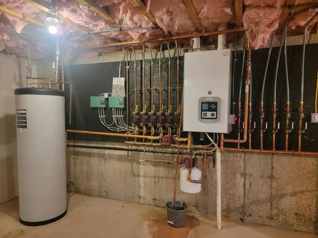 213 South Main Street, Franklin, NH 03235