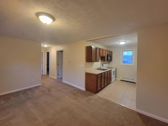 213 South Main Street, Franklin, NH 03235