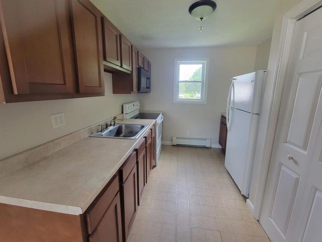 213 South Main Street, Franklin, NH 03235