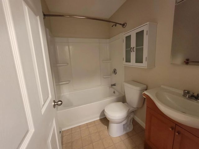 213 South Main Street, Franklin, NH 03235