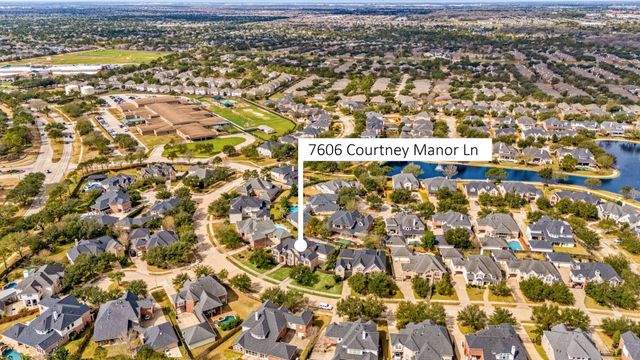 7606 Courtney Manor Lane, Katy, TX 77494