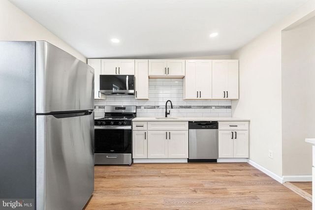 323 MORRIS ST, Gloucester City, NJ 08030