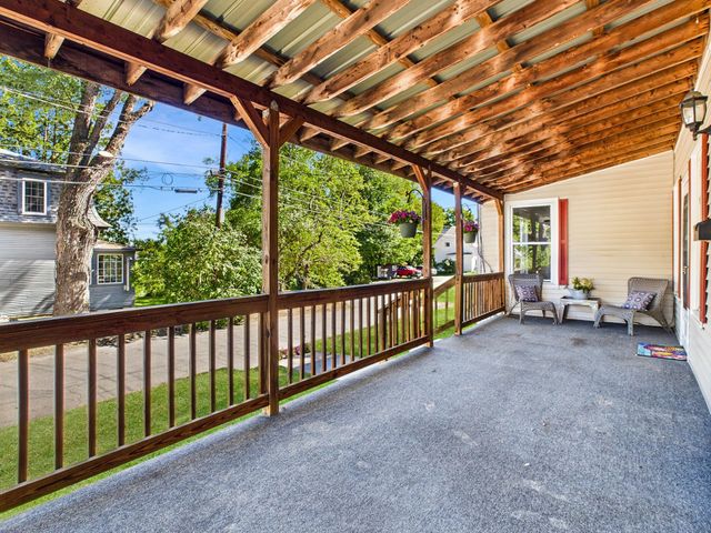 30 Spring Street, Colebrook, NH 03576