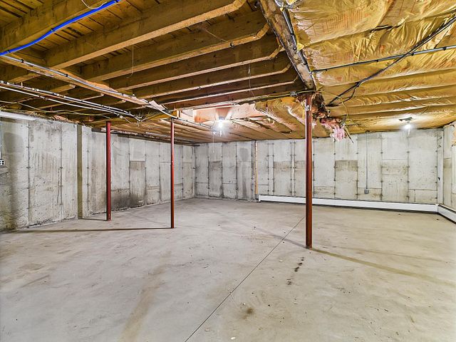 30 Spring Street, Colebrook, NH 03576