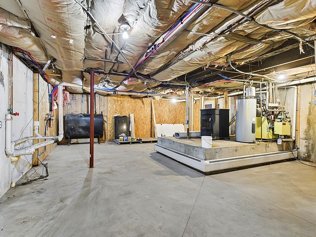 30 Spring Street, Colebrook, NH 03576