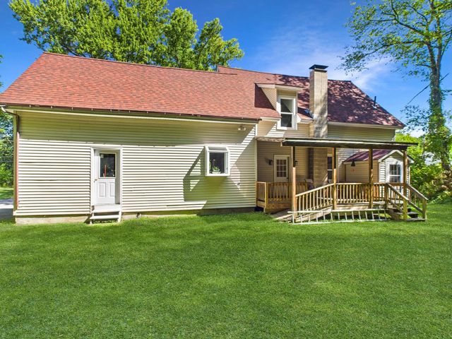 30 Spring Street, Colebrook, NH 03576