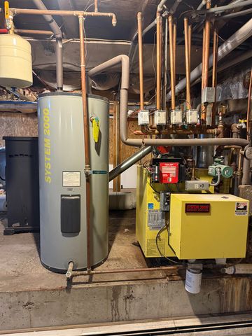 30 Spring Street, Colebrook, NH 03576