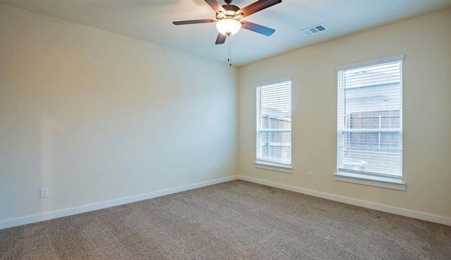 656-660 Wheatfield Drive, Venus, TX 76084