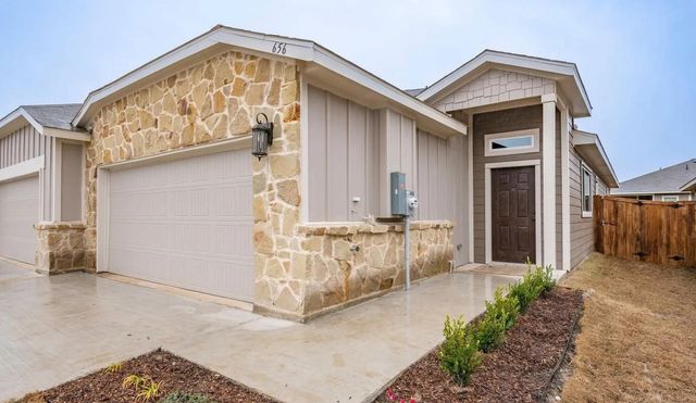656-660 Wheatfield Drive, Venus, TX 76084