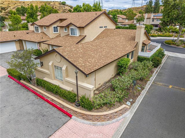 22942 Banyan Place, Saugus, CA 91390