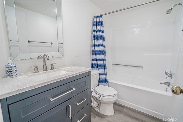 22942 Banyan Place, Saugus, CA 91390
