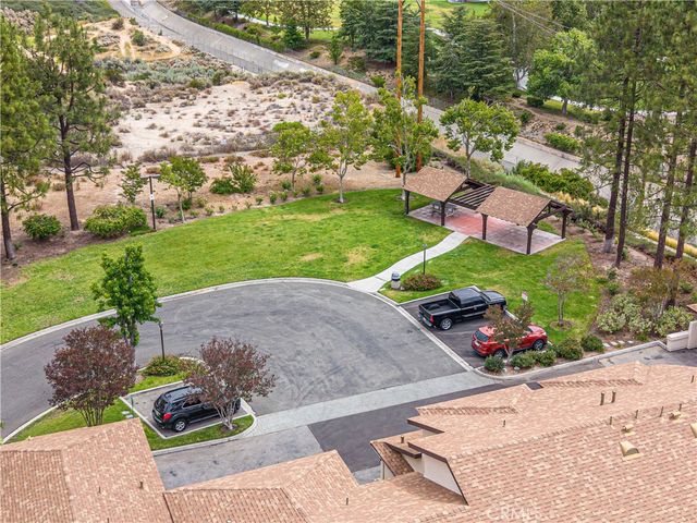 22942 Banyan Place, Saugus, CA 91390