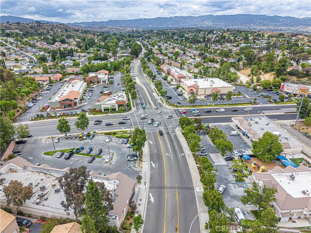 22942 Banyan Place, Saugus, CA 91390