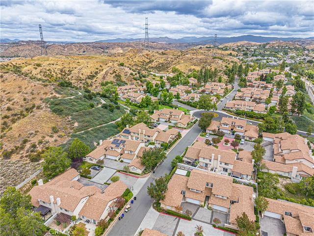 22942 Banyan Place, Saugus, CA 91390