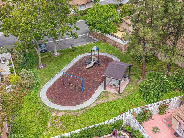 22942 Banyan Place, Saugus, CA 91390
